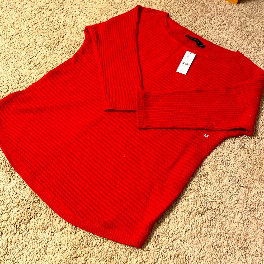 NWT NY&Co Red Waffle Sweater Size Medium - Picture 2 of 5